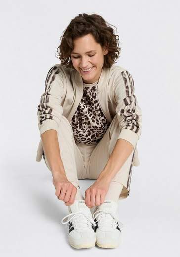 adidas KQ7620