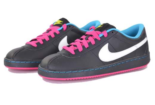 NIKE 524885