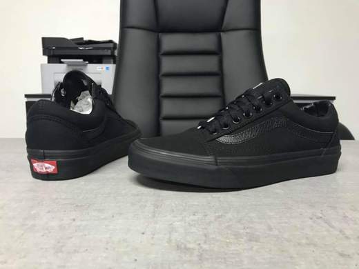 VANS VN000D3HBKA