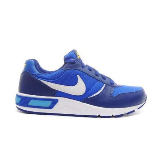 NIKE 705477