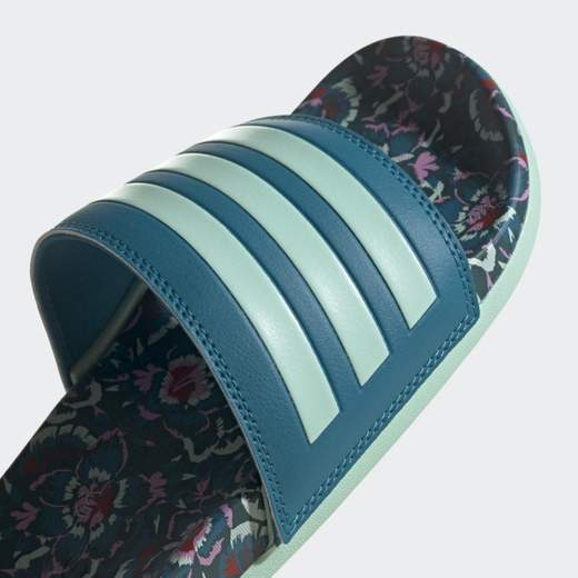 adidas FZ4877
