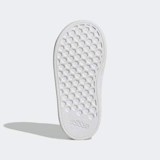 adidas GW6526