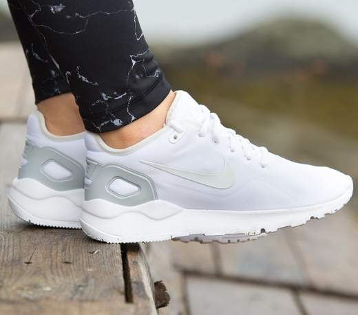 Nike 902864
