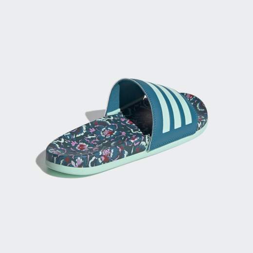 adidas FZ4877