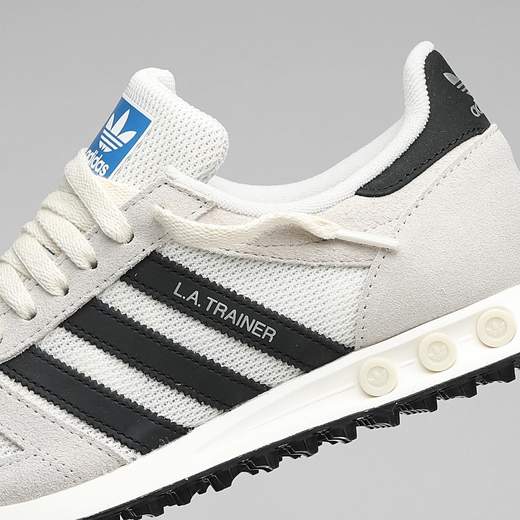 adidas KH9680