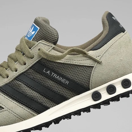 adidas KH9681