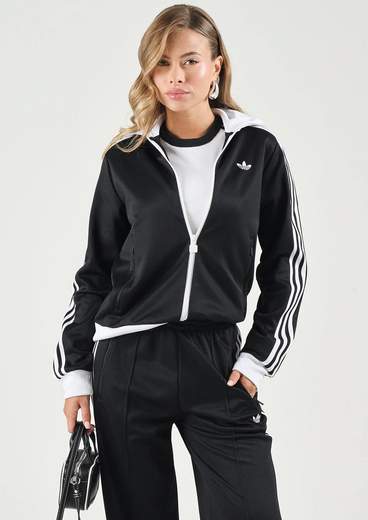 adidas KV9560