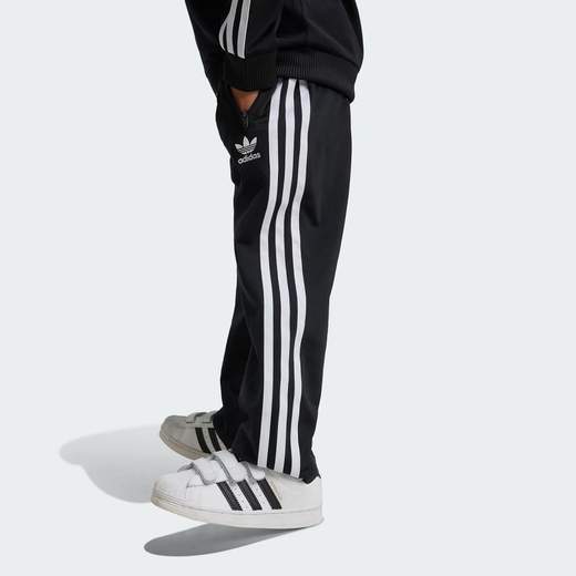 adidas IY4798