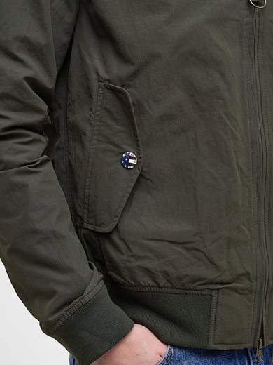 BARBOUR INTERNATIONAL 0427