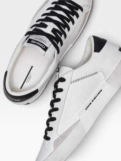CRIME LONDON DISTRESSED