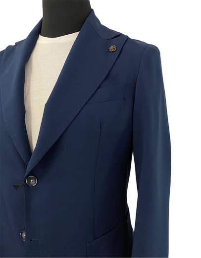 EDITORIAL CLOTHING GC101