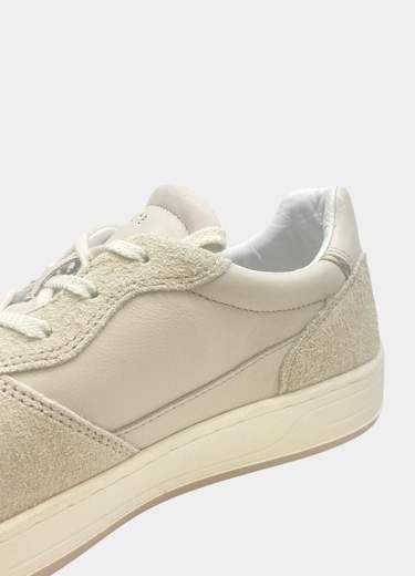 D.A.T.E. DATE SCARPA Donna | COURT2.0