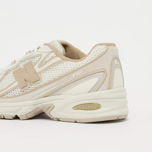 NEW BALANCE U740