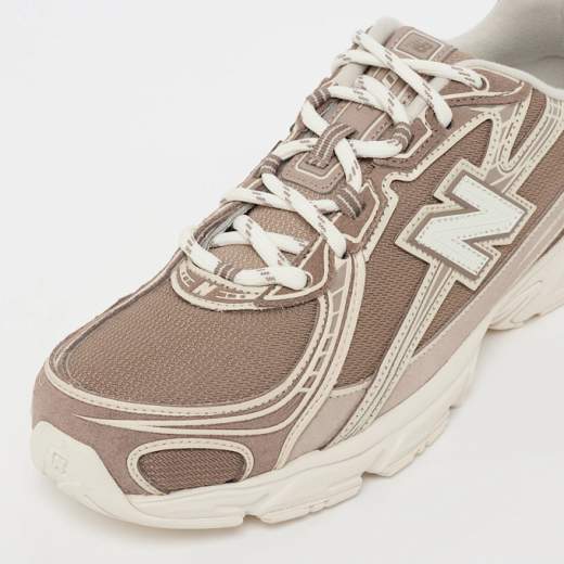 NEW BALANCE U740