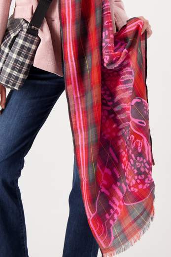 INOUI EDITIONS 3D PANTEO PINK SCARF 70