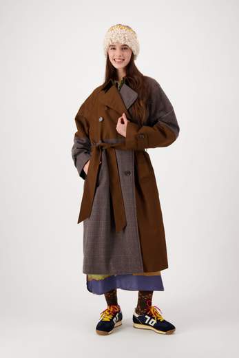 ESSENTIEL ANTWERP KAGU