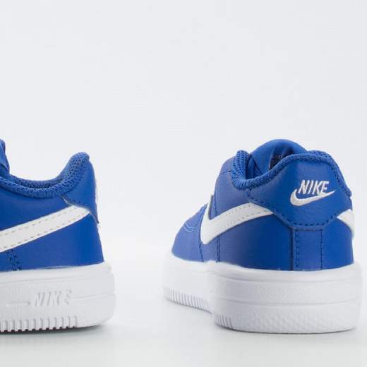 NIKE 905220-400