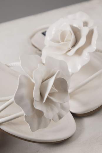 TWENTYFOURHAITCH SANDALO IN VERNICE FLOREALE