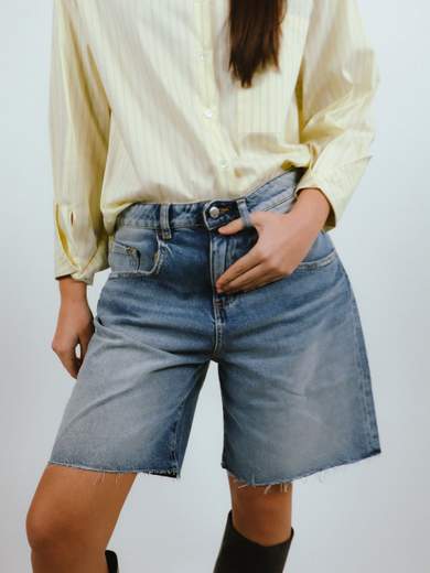 ICON DENIM BERMUDA IN JEANS TAGLIO VIVO