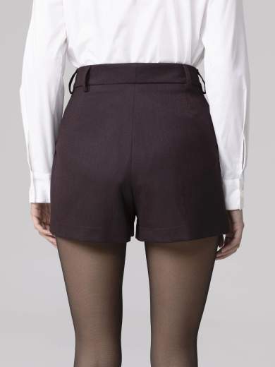 MAR DE MARGARITAS SHORTS CON PINCES
