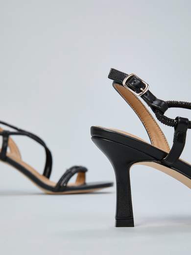 OVYE' SANDALO CON STRASS
