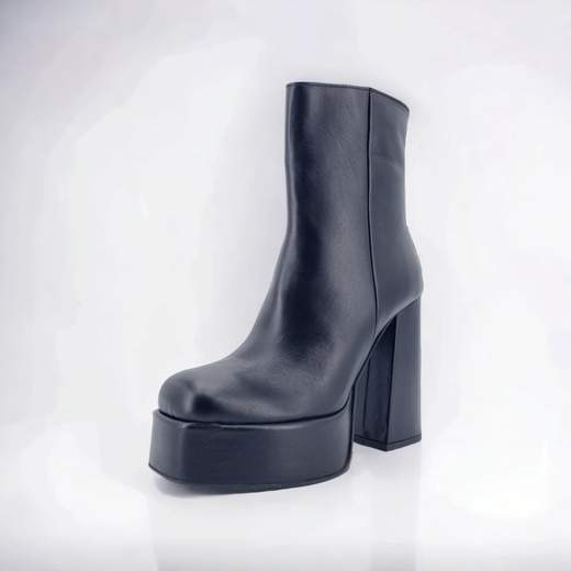 TSAKIRIS MALLAS 653