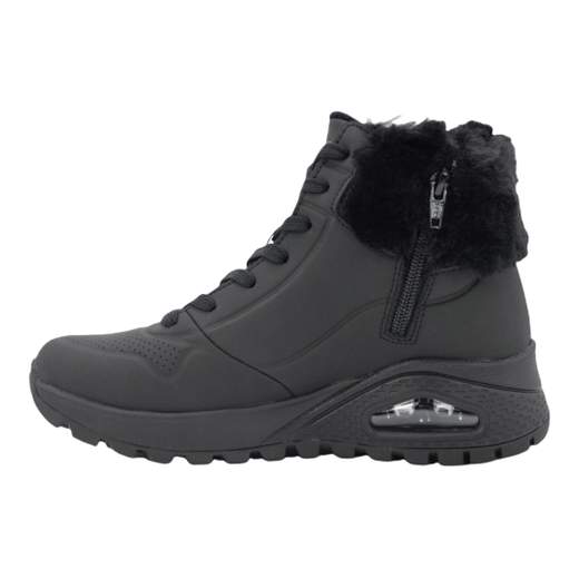SKECHERS <p></p>
