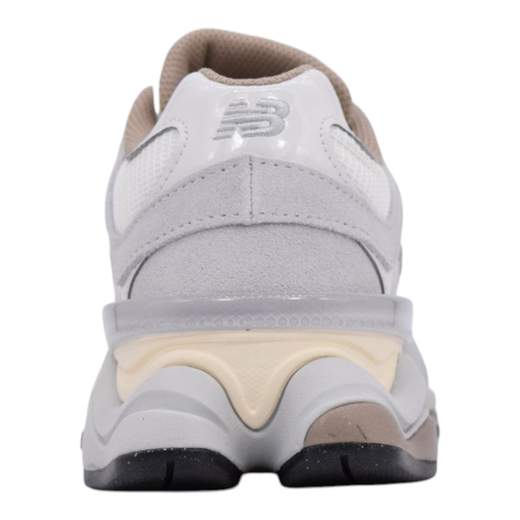 NEW BALANCE U906011M