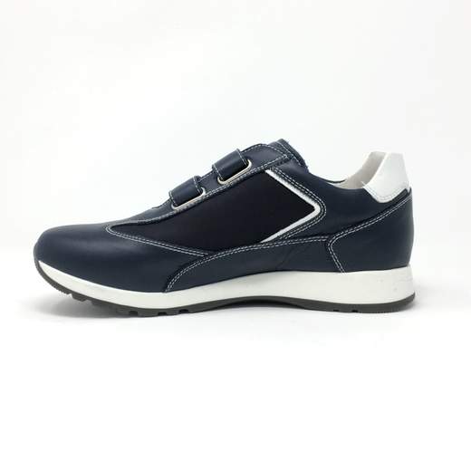NERO GIARDINI JUNIOR P833060M 207