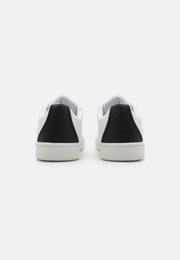 Calvin Klein V3X9-82082-1355X002