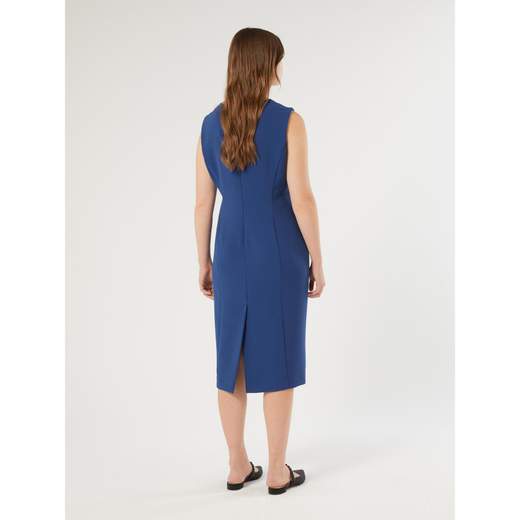 PERSONA BY MR PMRCRESTA