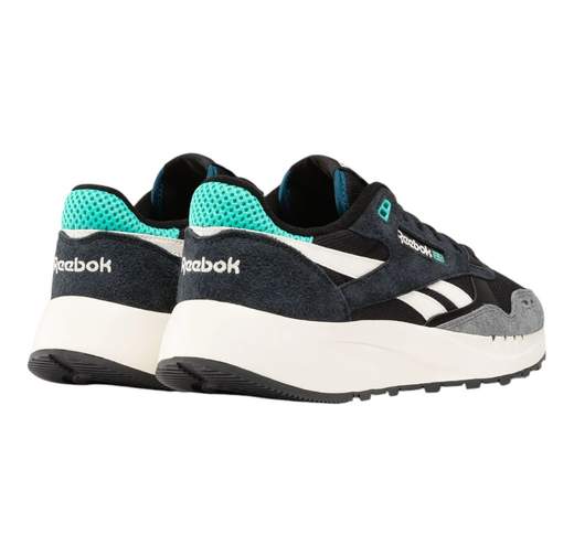 REEBOK SNEAKERS
