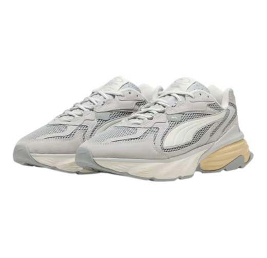 Puma Sneakers