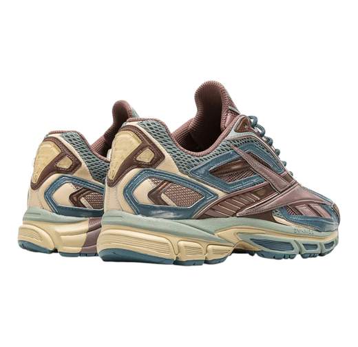 Reebok Sneakers