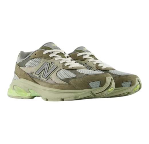 NEW BALANCE SNEAKERS