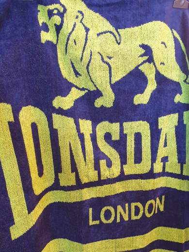 LONSDALE ▼
