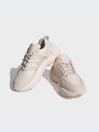 ADIDAS HQ1570