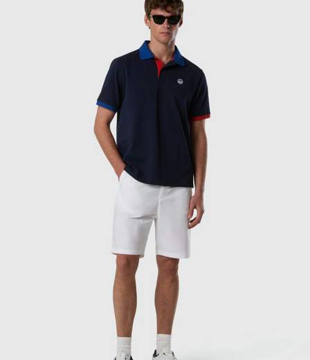POLO CON DETTAGLI A CONTRASTO
