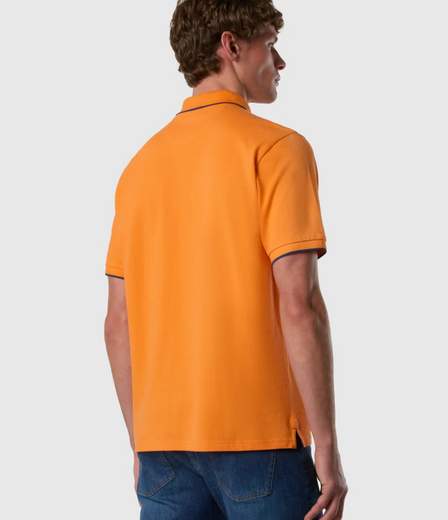 POLO CON BORDI A CONTRASTO