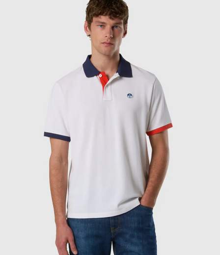 POLO CON DETTAGLI A CONTRASTO