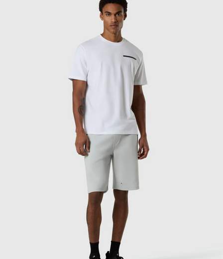 T-SHIRT CON LETTERING