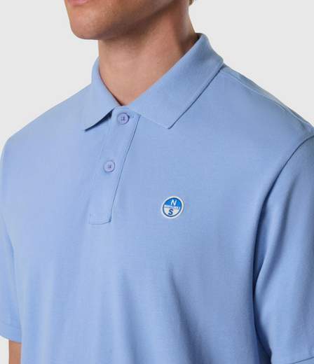 POLO CON PATCH LOGO