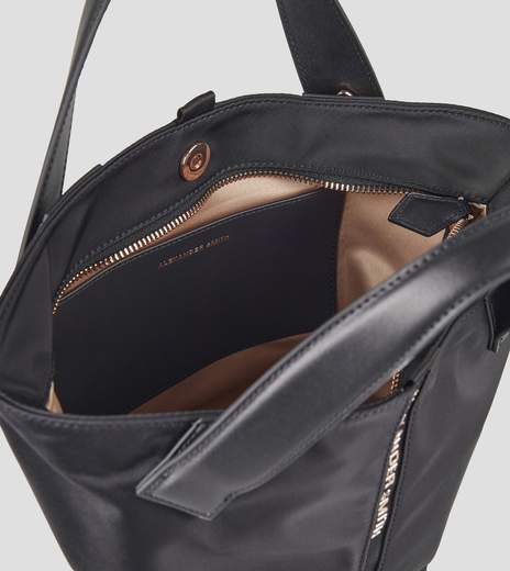 Alexander Smith LAURENMEDIUM