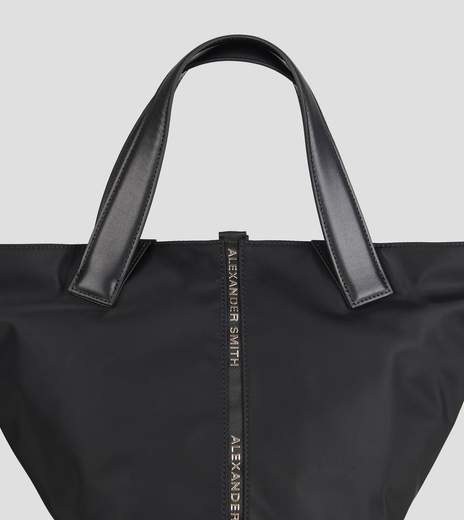 Alexander Smith LAURENMEDIUM