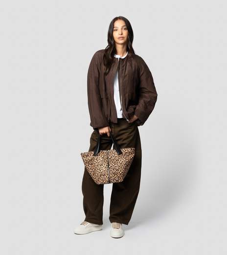 Alexander Smith LAURENMEDIUM