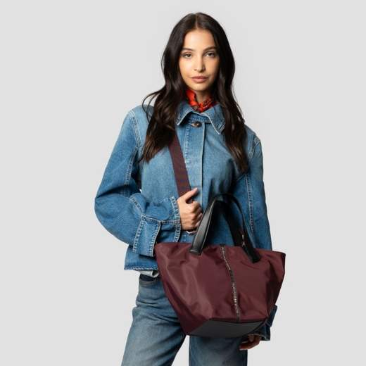 Alexander Smith LAURENMEDIUM