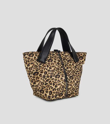 Alexander Smith LAURENMEDIUM