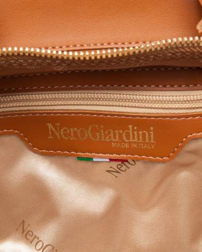 Nero Giardini E644240D