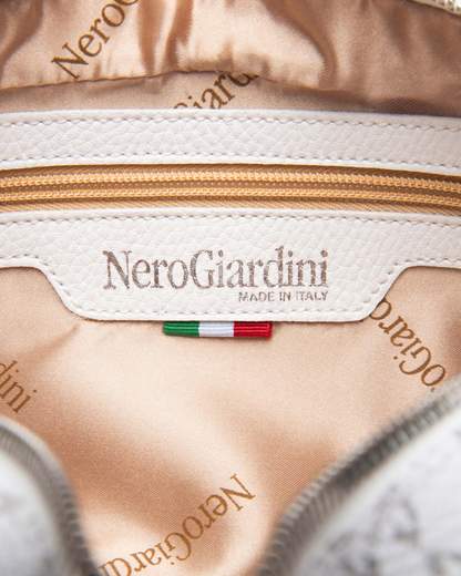 Nero Giardini E543936D