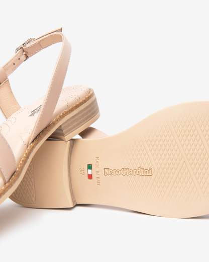 Nero Giardini E513422D